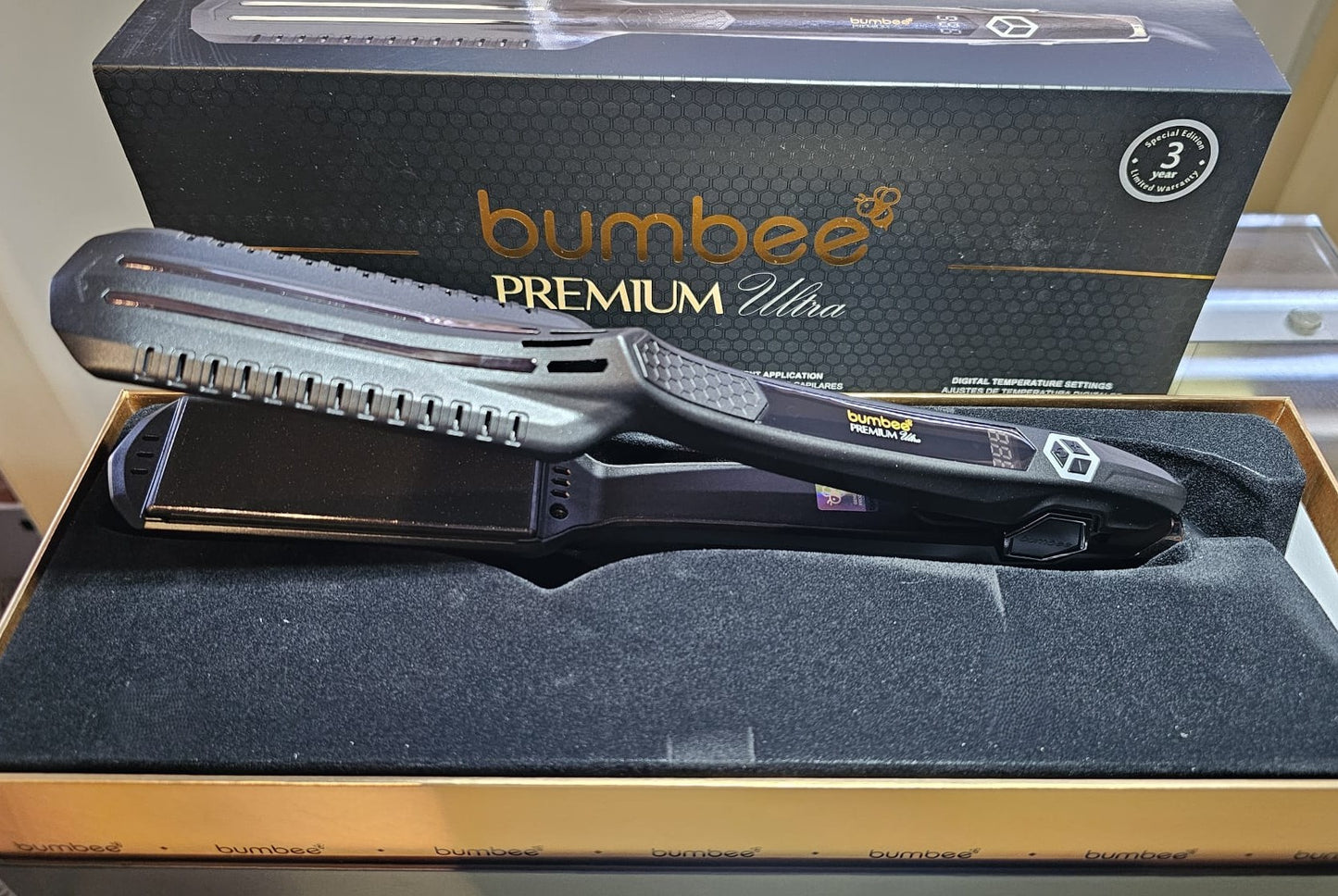 Bumbee Ultra Black Diamond By CROC 1.6"